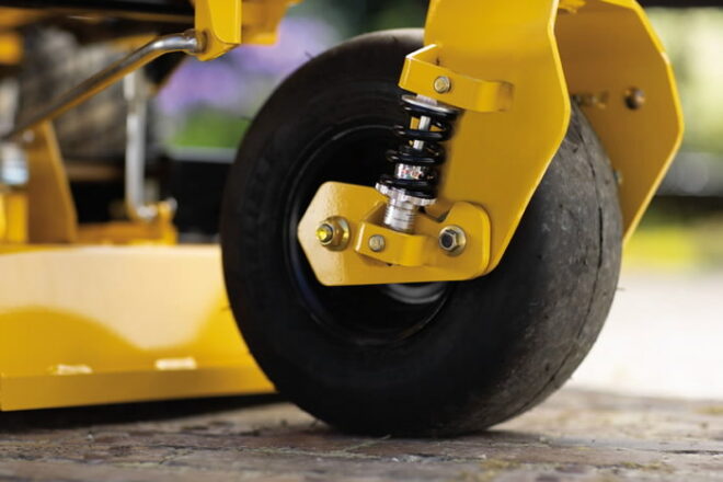0-pöörderaadiusega murutraktor  XZ7 L122 ULTIMA, Cub Cadet - Image 2