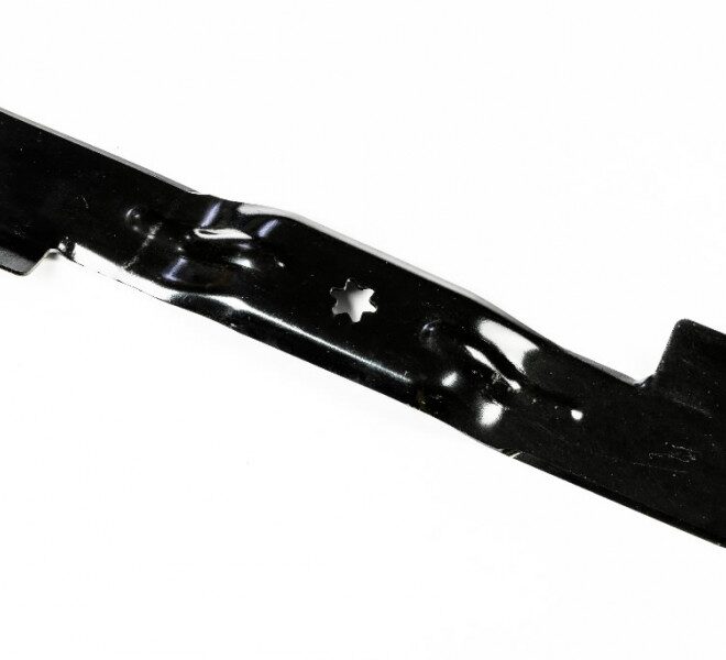 Murutraktori tera, 46,7cm/18,4", täht avaga, vasakpoolne, MTD